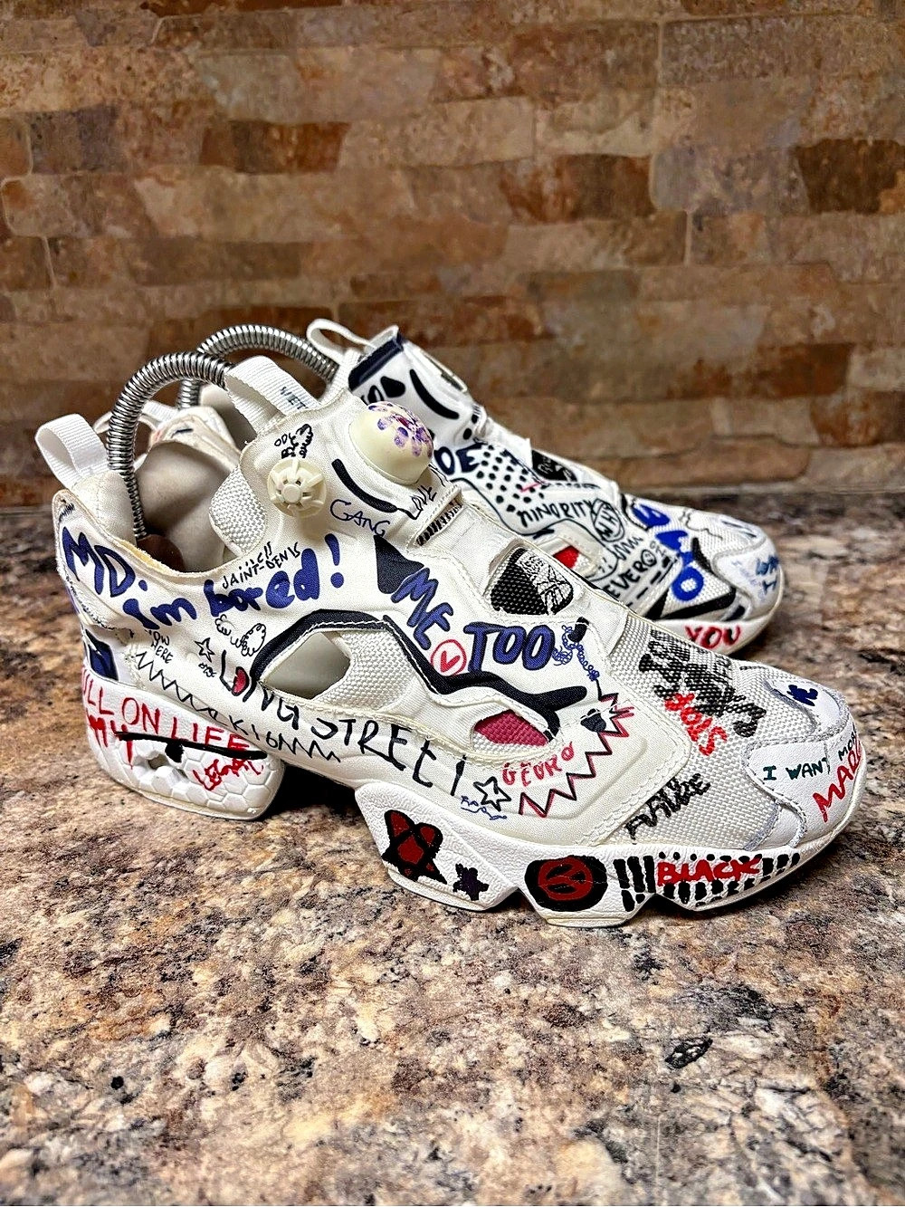 Reebok x Vetements Instapump Fury Graffiti Mens Size 6.5 Women’s Size 8